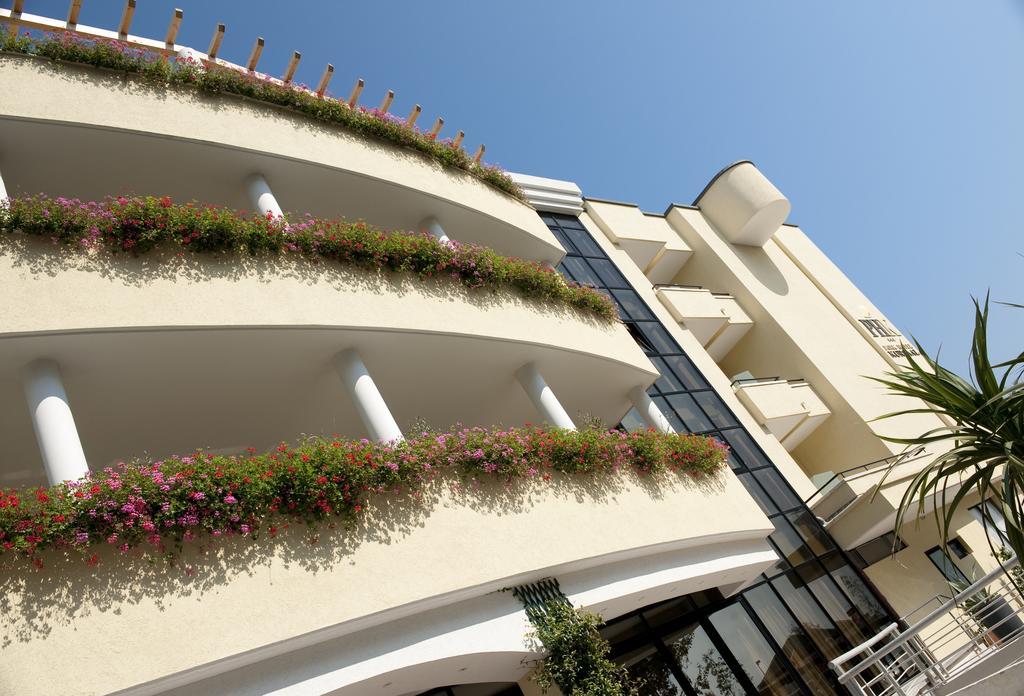 Park Hotel Kursaal Misano Adriatico Kültér fotó