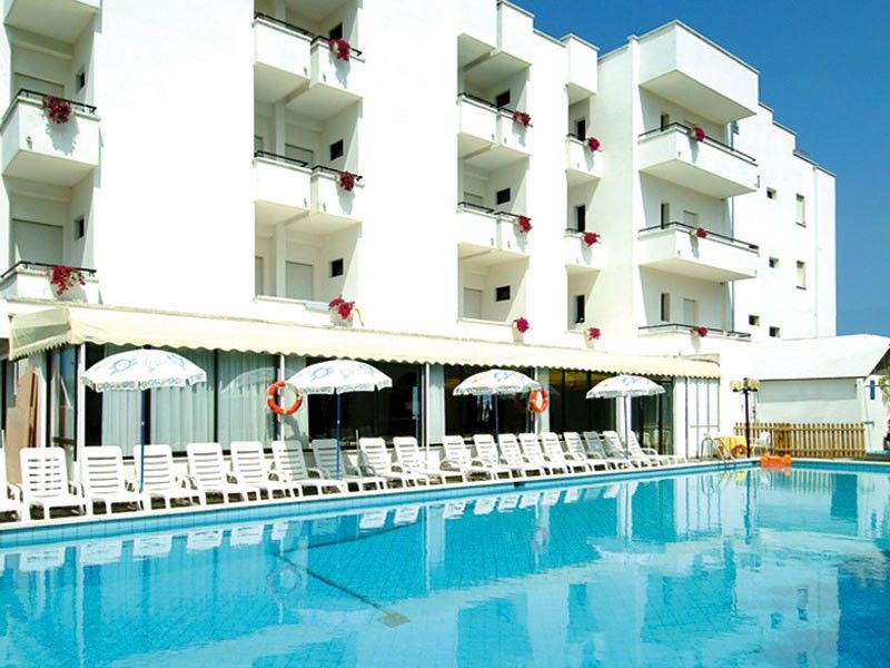 Park Hotel Kursaal Misano Adriatico Kültér fotó