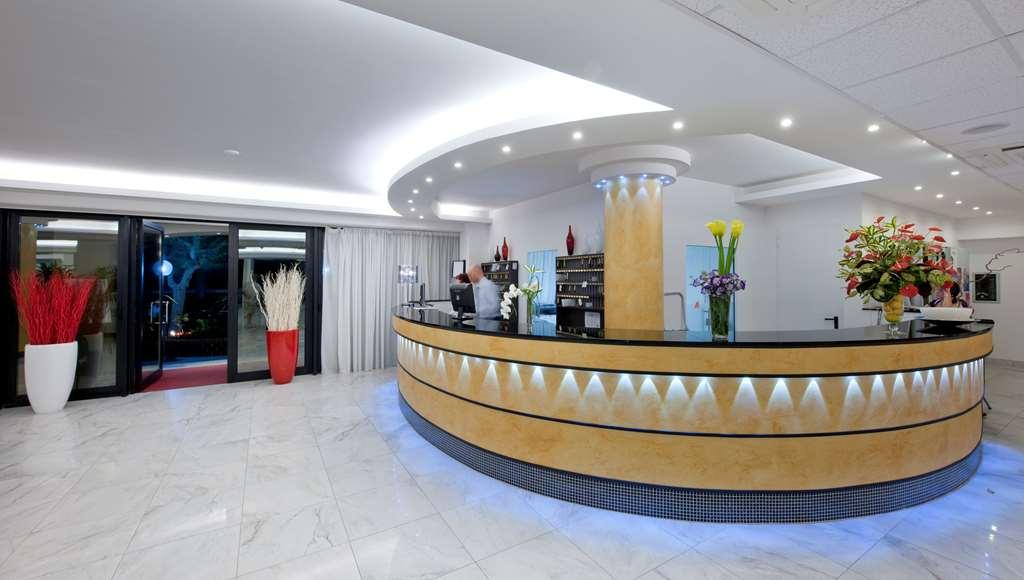 Park Hotel Kursaal Misano Adriatico Beltér fotó